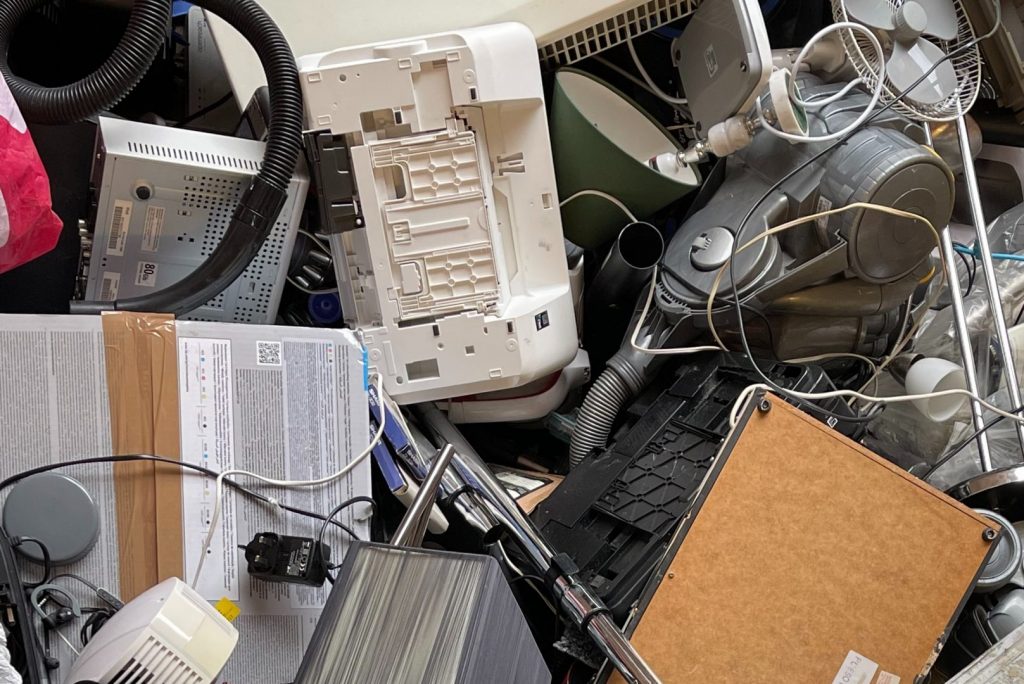 Ancaman Nyata Berbentuk Limbah Elektronik